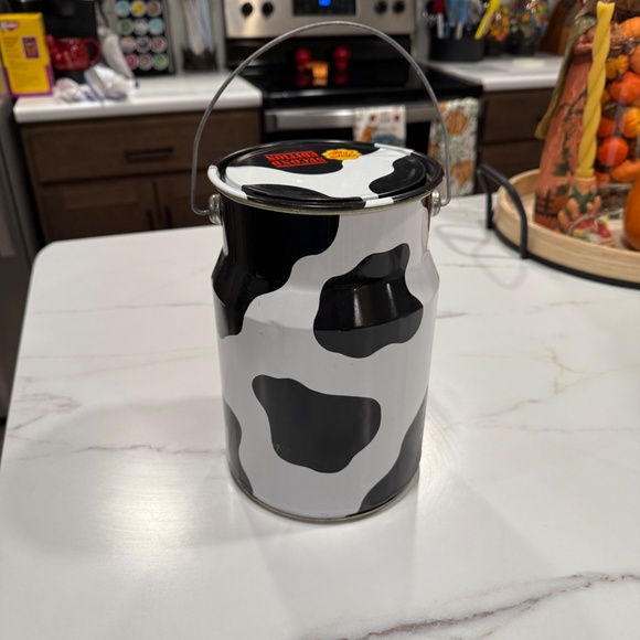 Vintage Chupa Chups Ice Cream Flavored Lollipops Dairy Farm Tin Can Cow/with lid - Picture 5 of 11